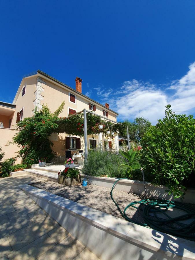 Apartments Borghetto Vinkuran Exterior foto